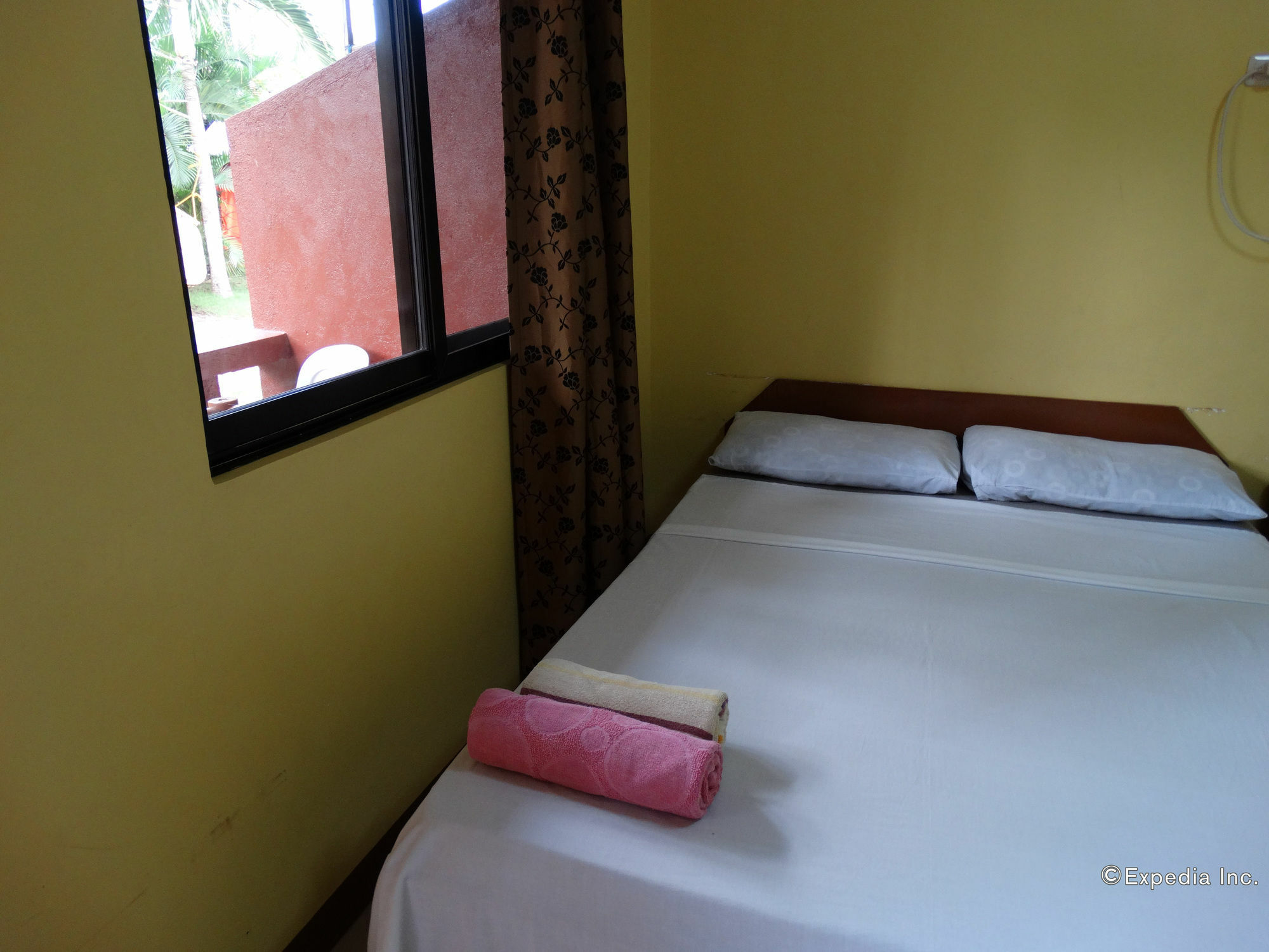 Alona Grove Tourist Inn Tawala  Exterior foto