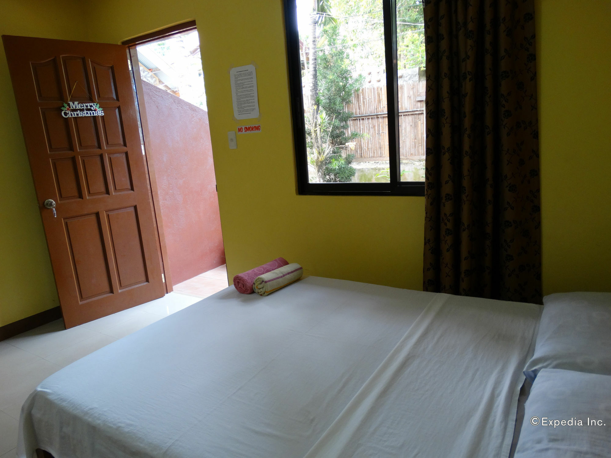 Alona Grove Tourist Inn Tawala  Exterior foto